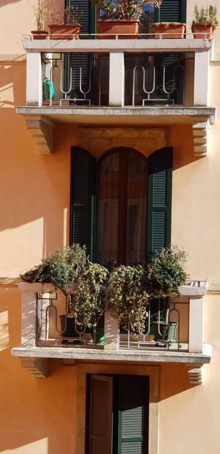 Pied A Terre - Atelier Appartement Verona Buitenkant foto